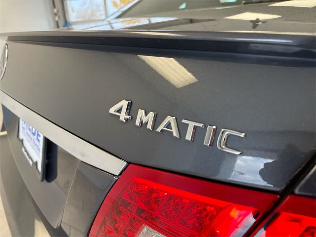 Thumbnail: 2012 Mercedes-Benz E-Class - 11