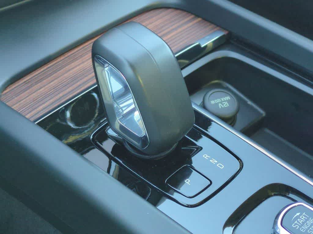 Thumbnail: 2024 Volvo XC60 - 35