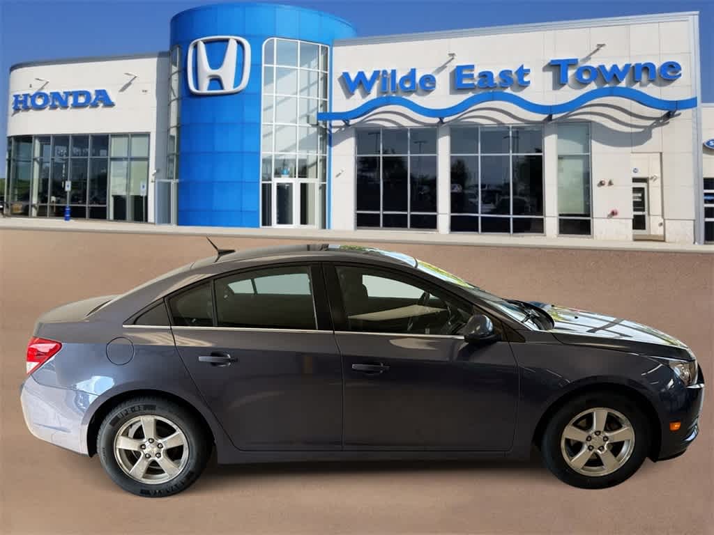 Thumbnail: 2014 Chevrolet Cruze - 9