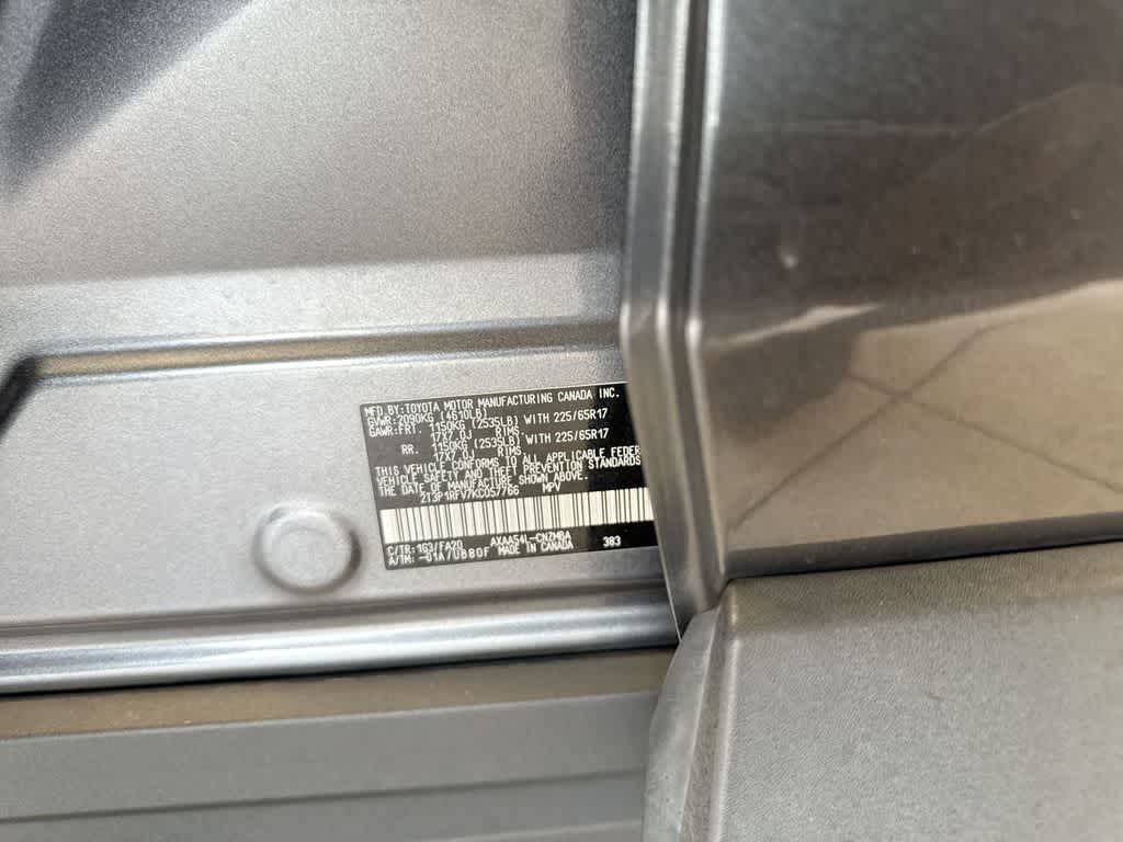 Thumbnail: 2019 Toyota RAV4 - 37