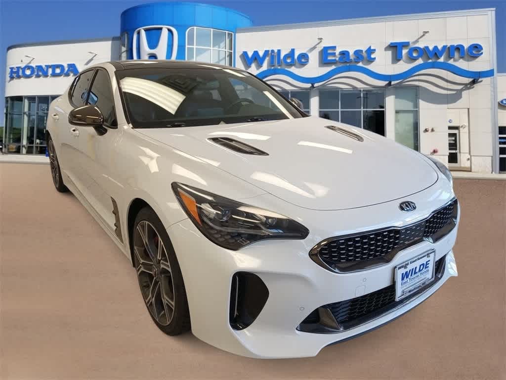 2021 Kia Stinger GT1 8