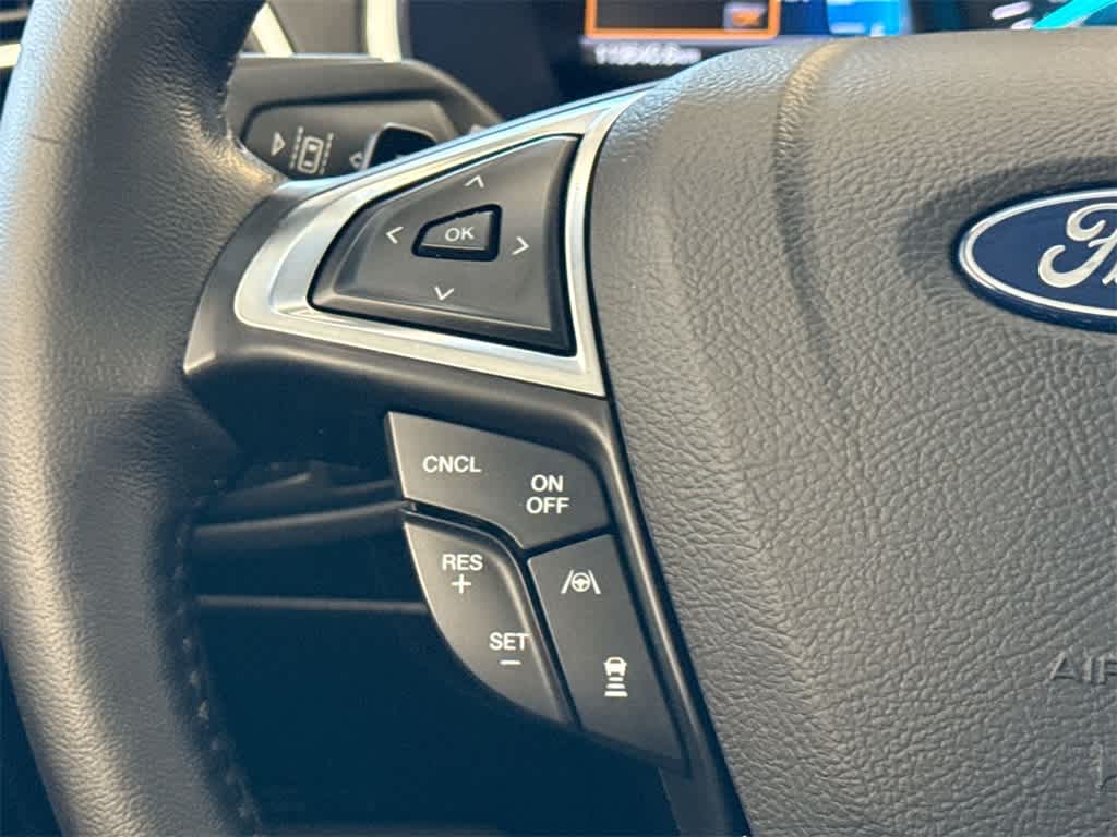 Thumbnail: 2019 Ford Edge - 26