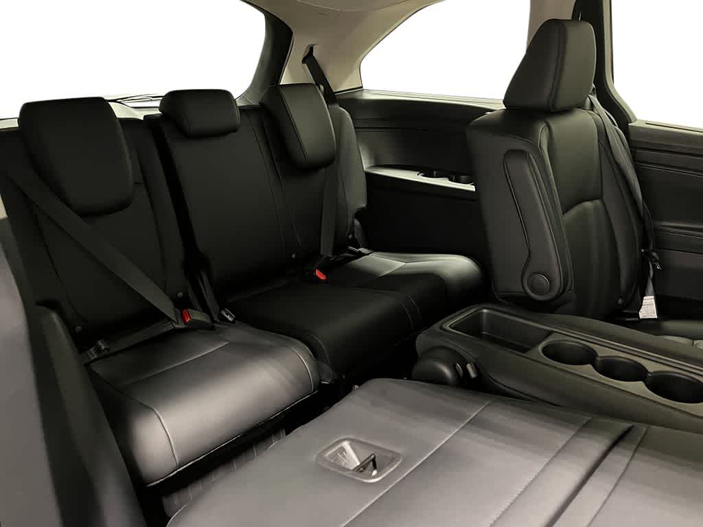 Thumbnail: 2026 Honda Odyssey - 25