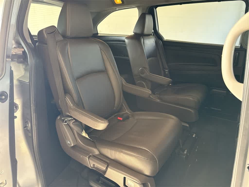 Thumbnail: 2019 Honda Odyssey - 21