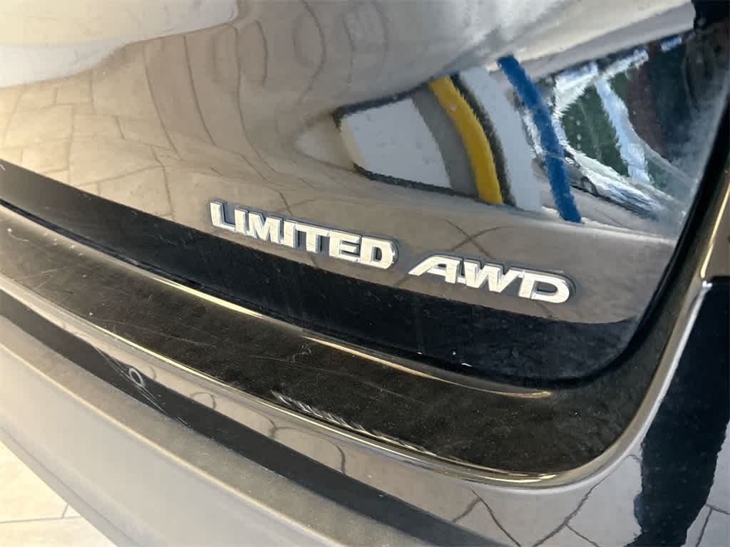 Thumbnail: 2018 Toyota Highlander - 11