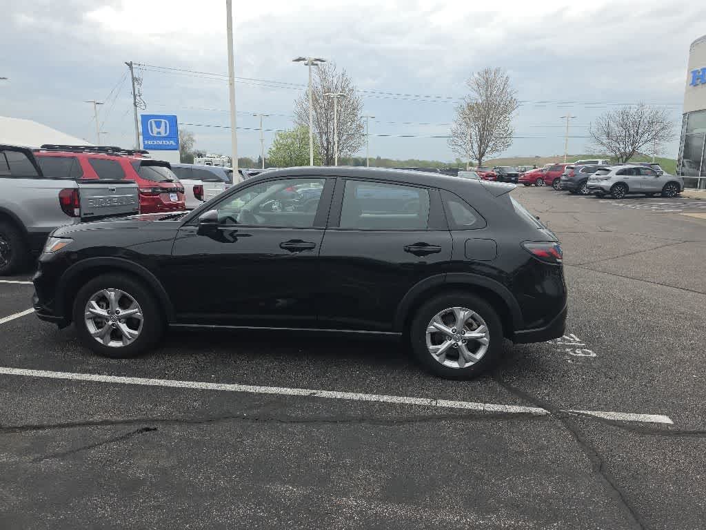 Thumbnail: 2024 Honda HR-V - 3