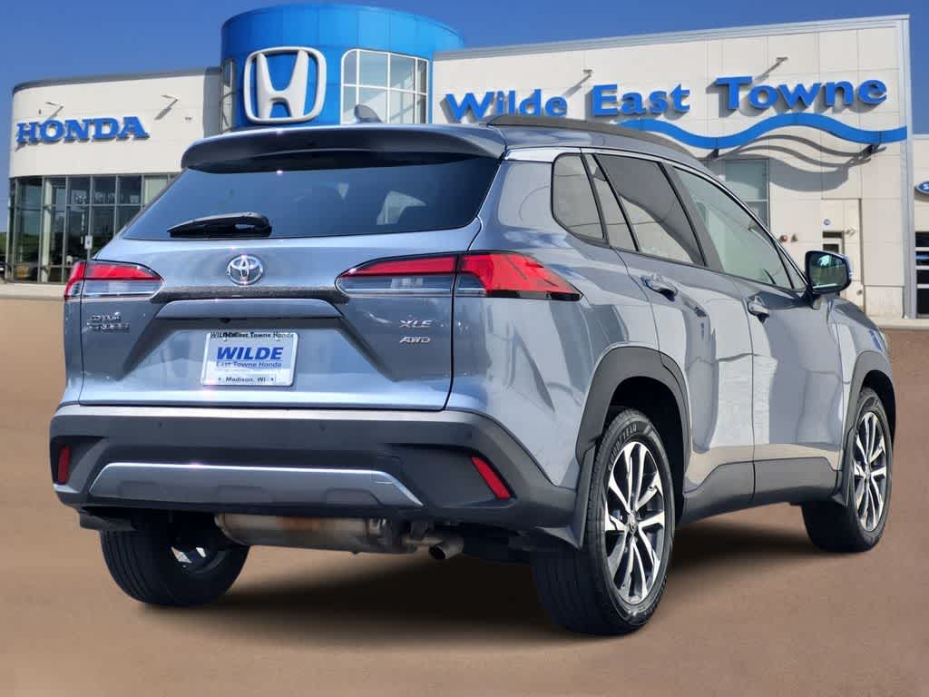2023 Toyota Corolla Cross XLE - Photo 8