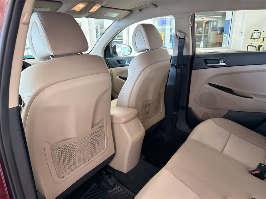 Thumbnail: 2017 Hyundai Tucson - 19