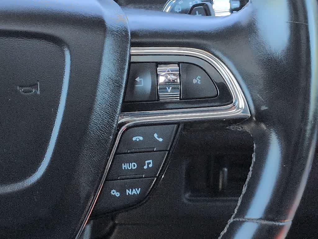 Thumbnail: 2018 Lincoln Navigator - 27