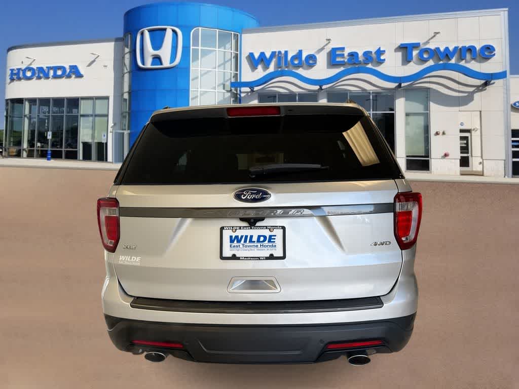 Thumbnail: 2019 Ford Explorer - 8