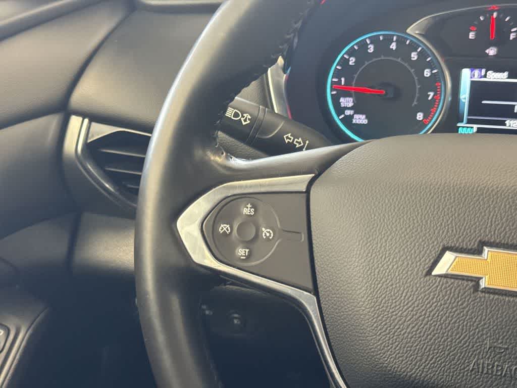 Thumbnail: 2018 Chevrolet Traverse - 24