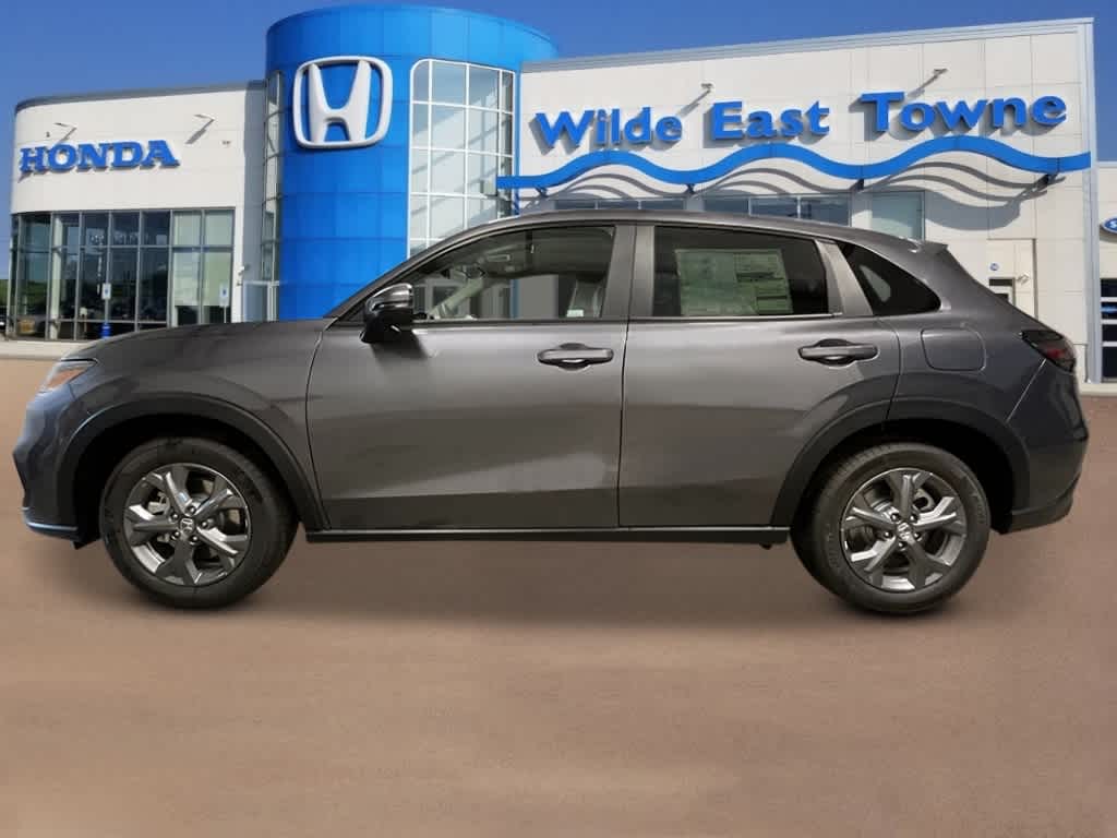 2026 Honda HR-V LX photo 2