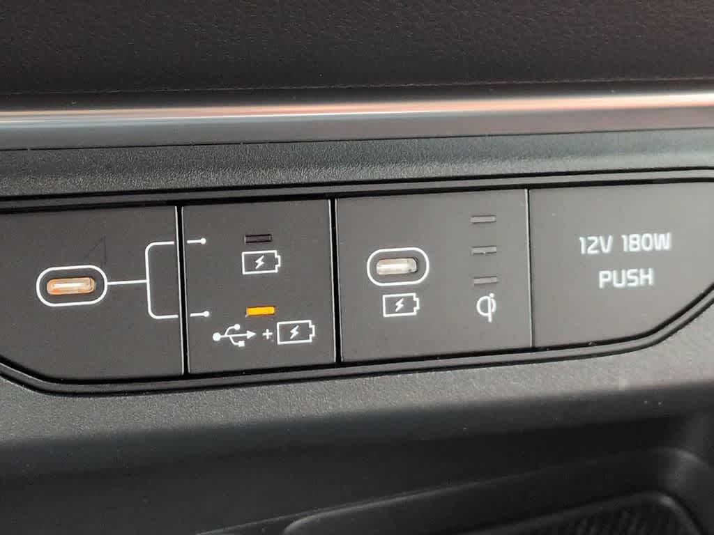 Thumbnail: 2025 Kia Carnival - 34