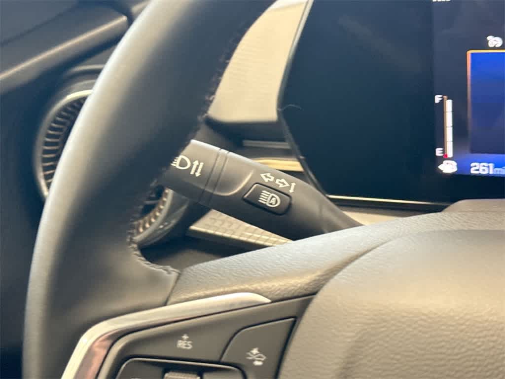 Thumbnail: 2024 Chevrolet Trax - 28