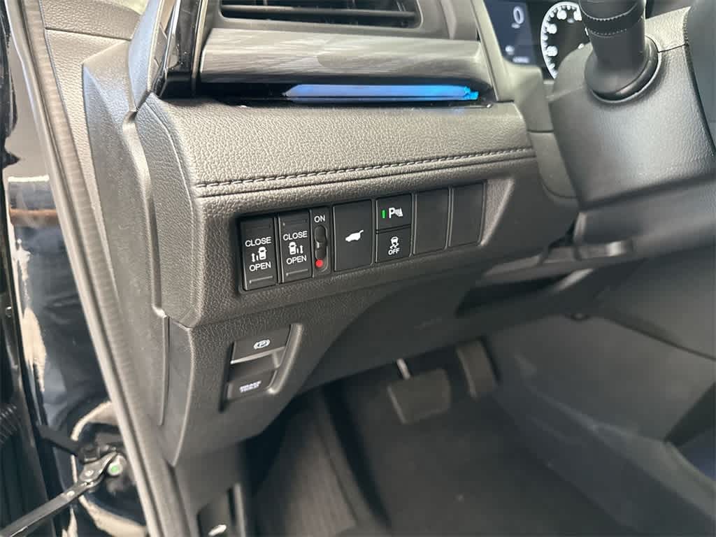 Thumbnail: 2025 Honda Odyssey - 40