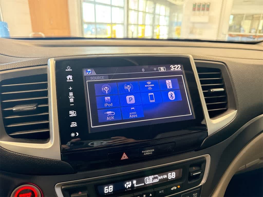 Thumbnail: 2017 Honda Pilot - 31