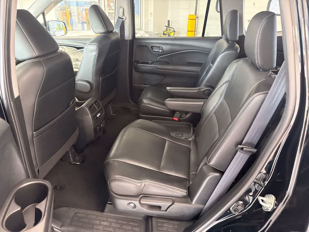 Thumbnail: 2022 Honda Pilot - 23