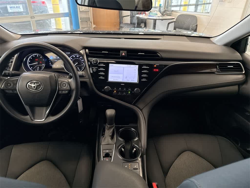 Thumbnail: 2020 Toyota Camry - 15