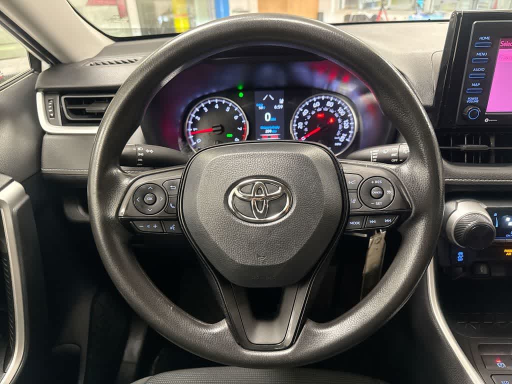 Thumbnail: 2022 Toyota RAV4 - 25