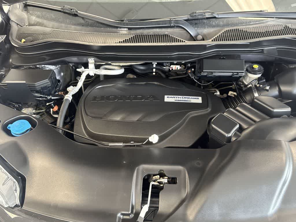 Thumbnail: 2019 Honda Passport - 16