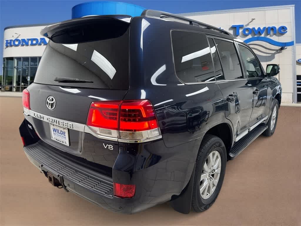 Thumbnail: 2016 Toyota Land Cruiser - 8