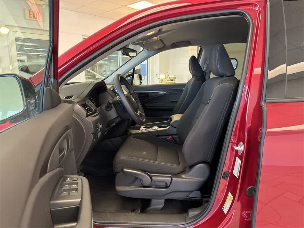 Thumbnail: 2025 Honda Ridgeline - 17