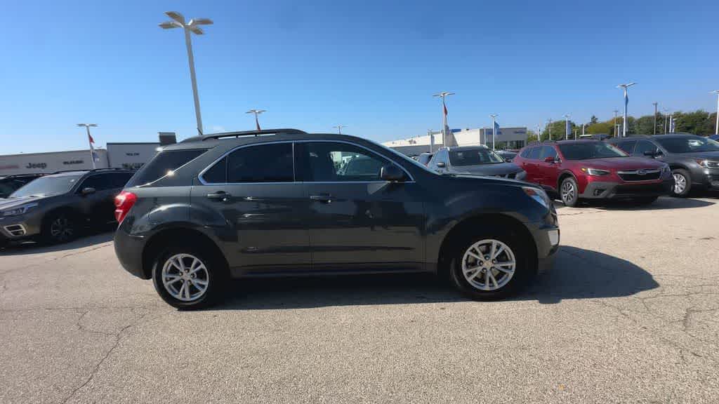 Thumbnail: 2017 Chevrolet Equinox - 10