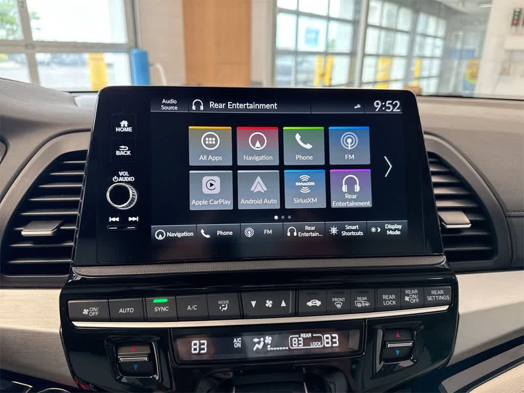 2025 Honda Odyssey Touring 34