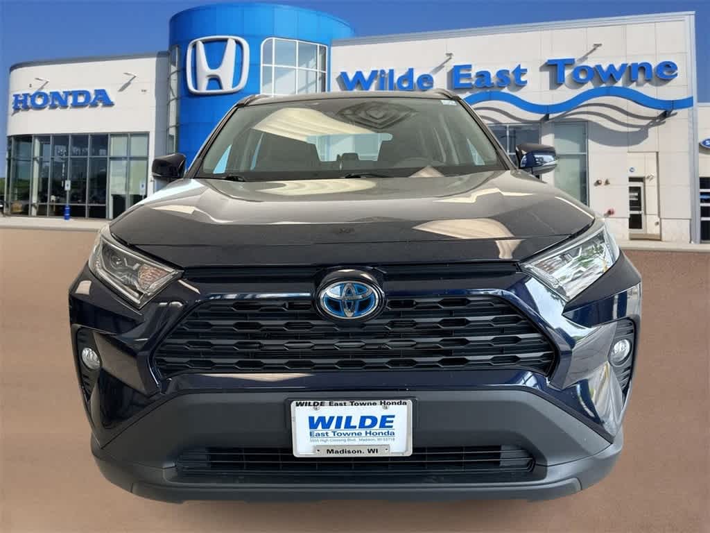Thumbnail: 2020 Toyota RAV4 - 3