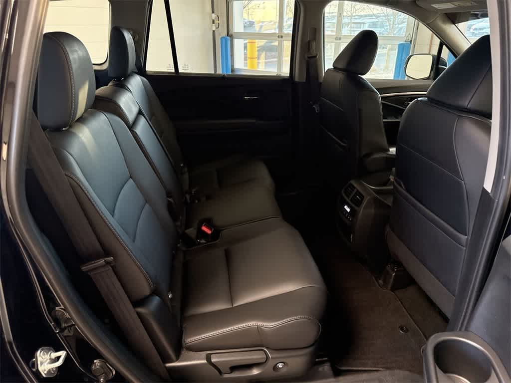 Thumbnail: 2022 Honda Pilot - 22