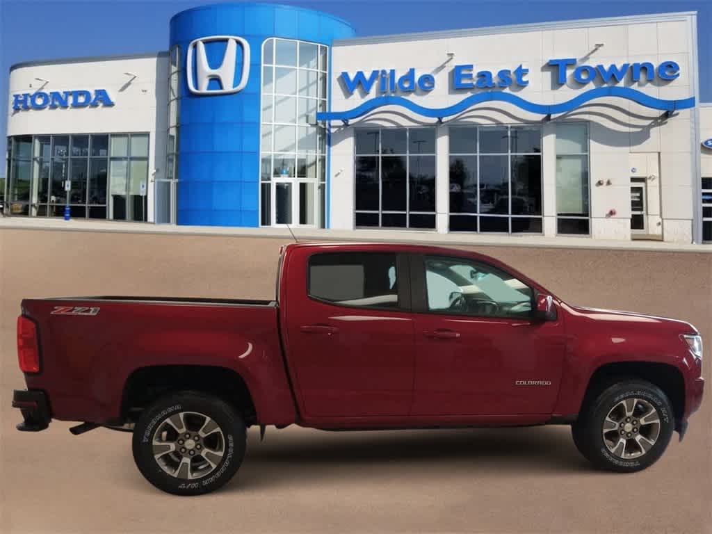 Used 2019 Chevrolet Colorado Z71 with VIN 1GCGTDEN9K1327110 for sale in Madison, WI