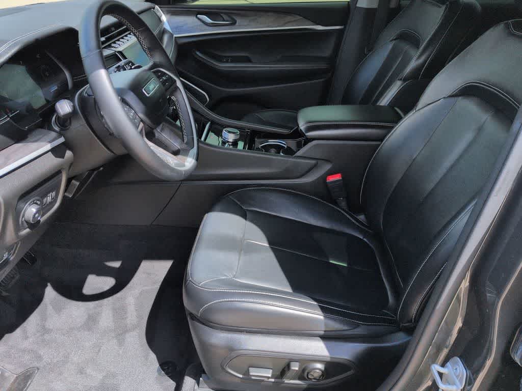 Thumbnail: 2021 Jeep Grand Cherokee L - 15
