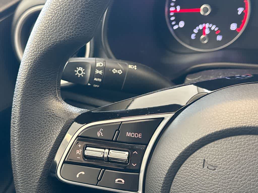 Thumbnail: 2020 Kia Forte - 26