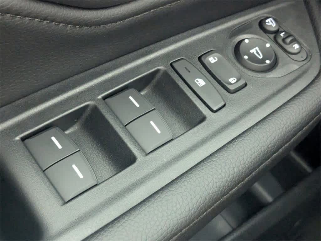 Thumbnail: 2026 Honda Odyssey - 14