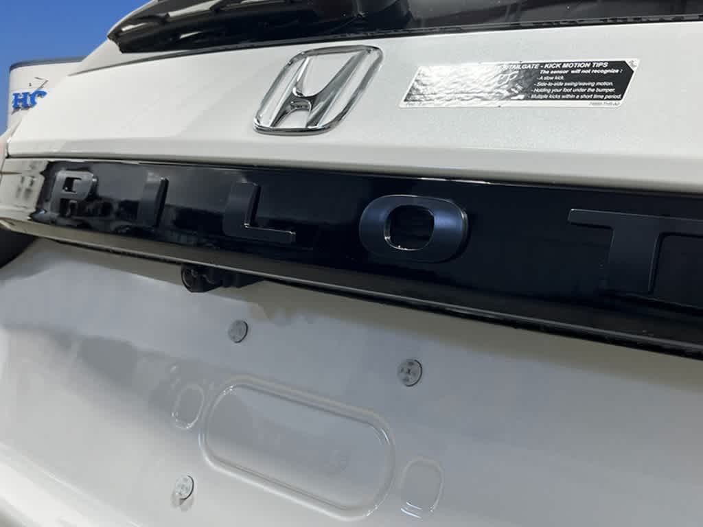 2025 Honda Pilot Touring 6