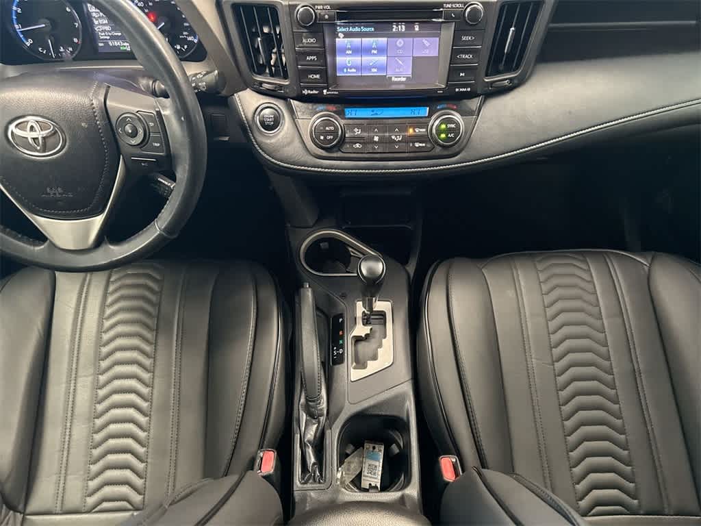 Thumbnail: 2018 Toyota RAV4 - 29