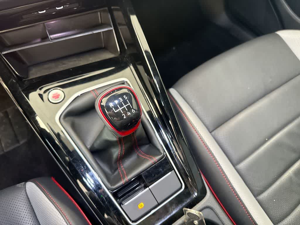 Thumbnail: 2024 Volkswagen Golf - 34