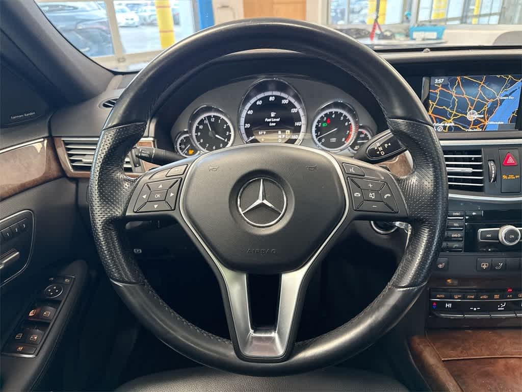 Thumbnail: 2012 Mercedes-Benz E-Class - 24