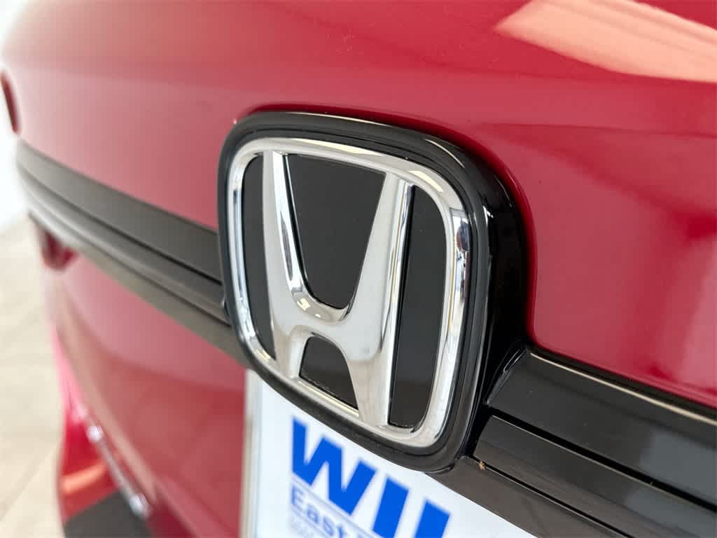 2025 Honda Odyssey Touring 13