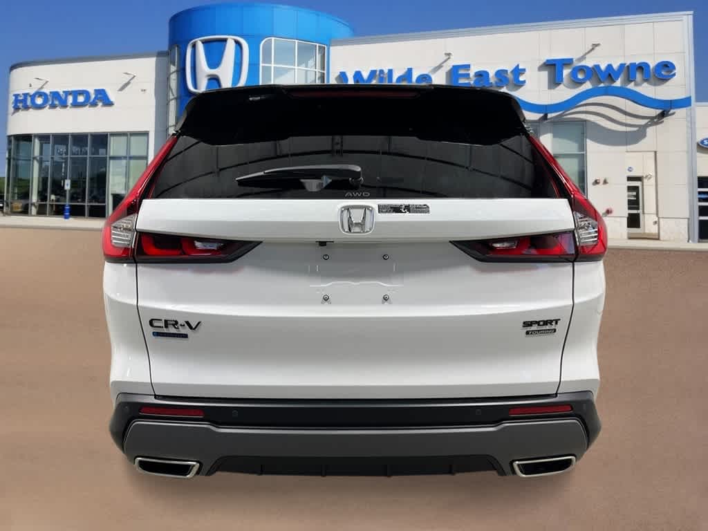 2026 Honda CR-V Hybrid Sport Touring photo 4