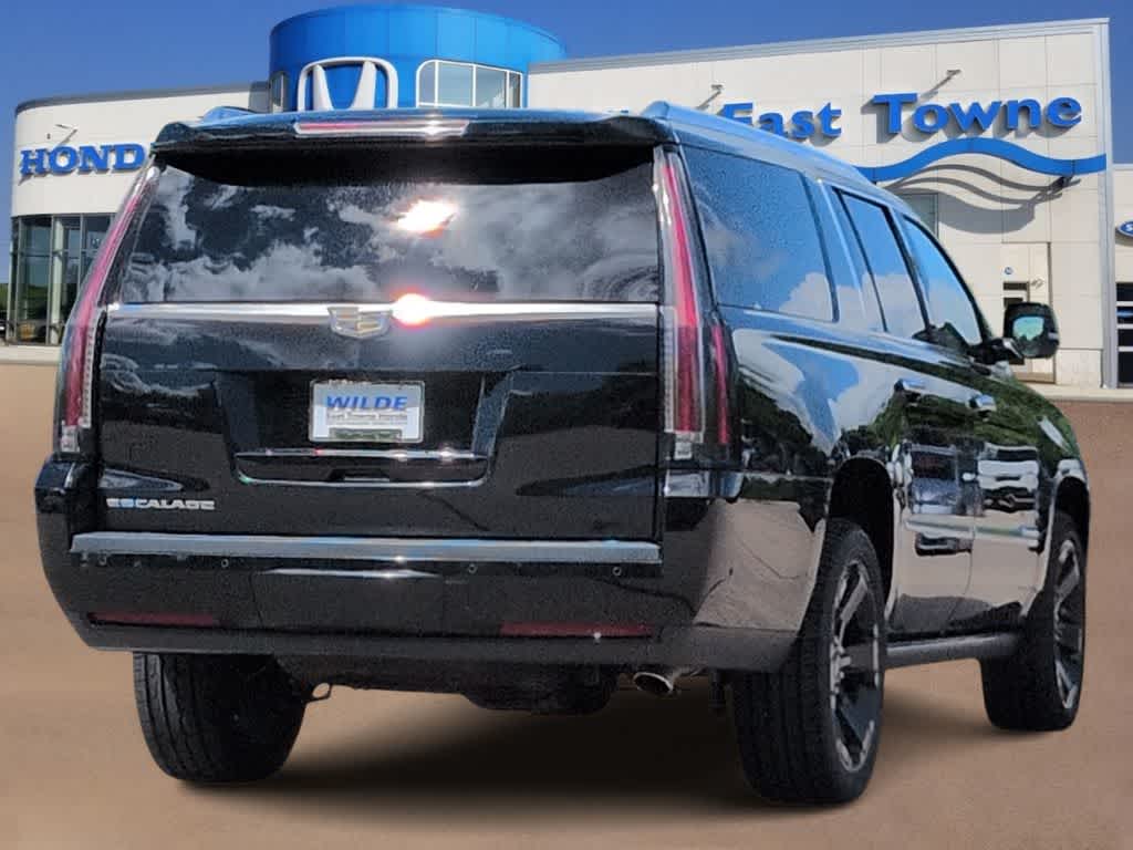 Thumbnail: 2020 Cadillac Escalade - 8