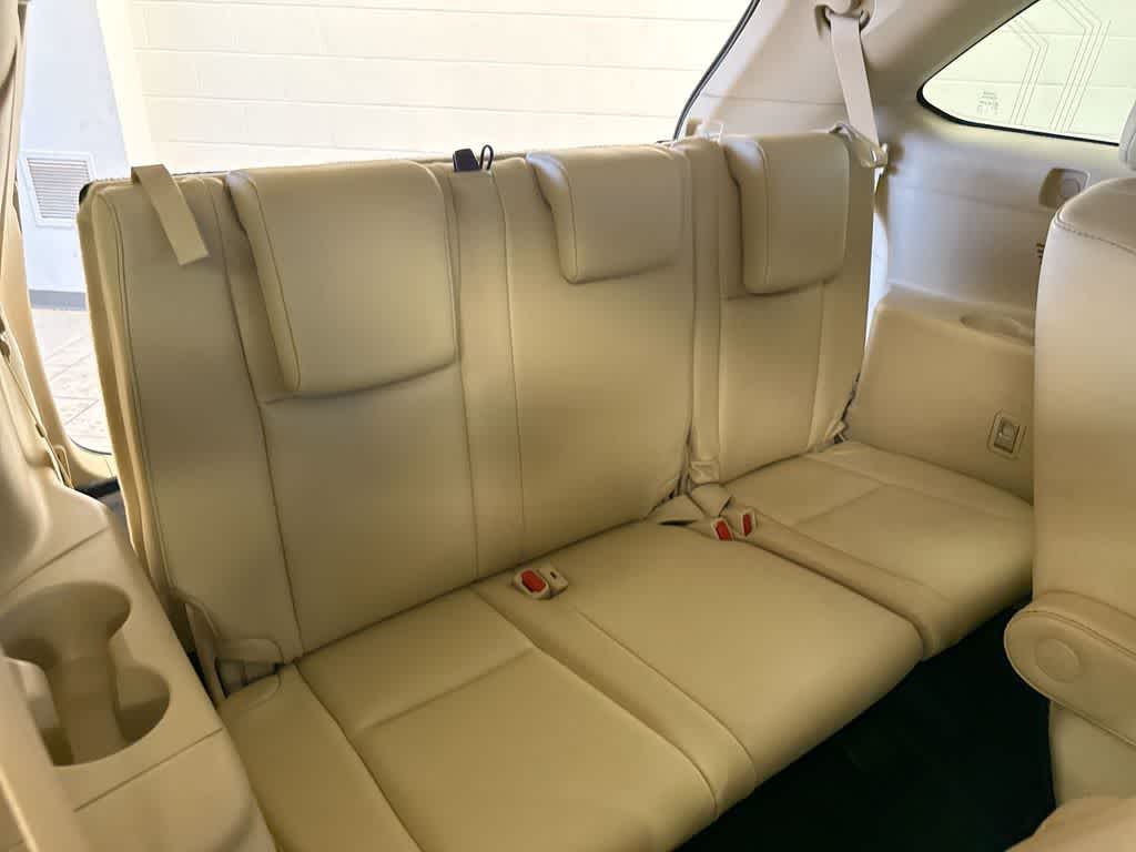 Thumbnail: 2019 Toyota Highlander - 25