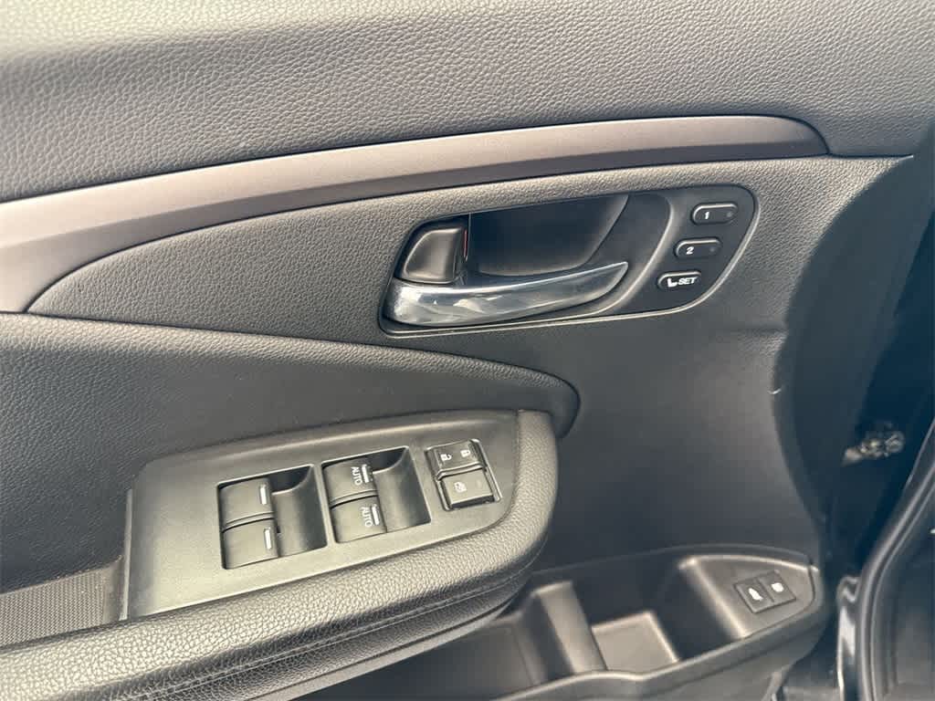 Thumbnail: 2022 Honda Pilot - 18