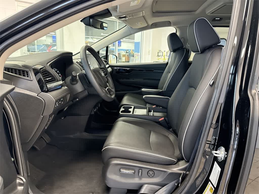 Thumbnail: 2025 Honda Odyssey - 17