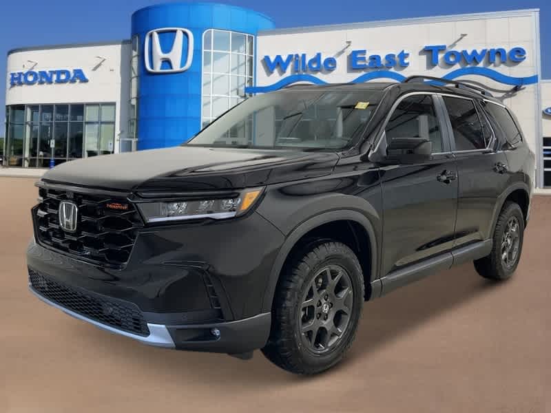 2025 Honda Pilot TrailSport -
                  Madison, WI
