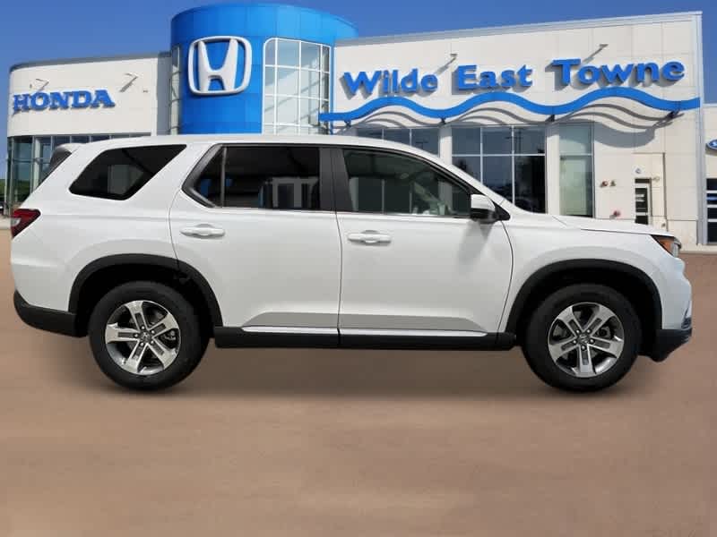 Thumbnail: 2025 Honda Pilot - 8