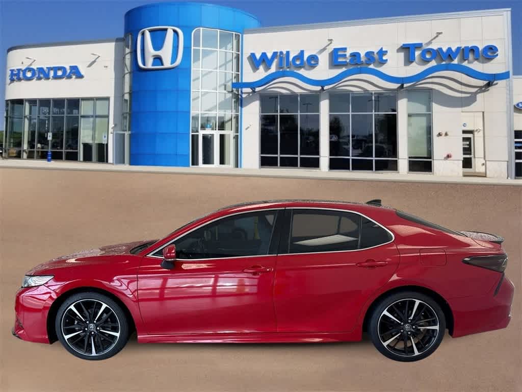 2019 Toyota Camry XSE 5