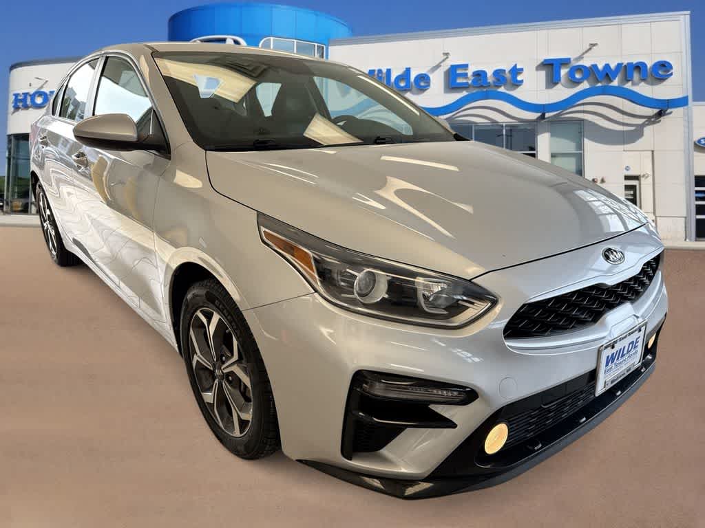 Thumbnail: 2020 Kia Forte - 2