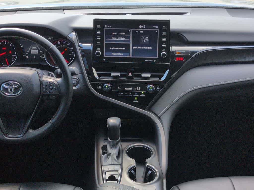 Thumbnail: 2021 Toyota Camry - 17