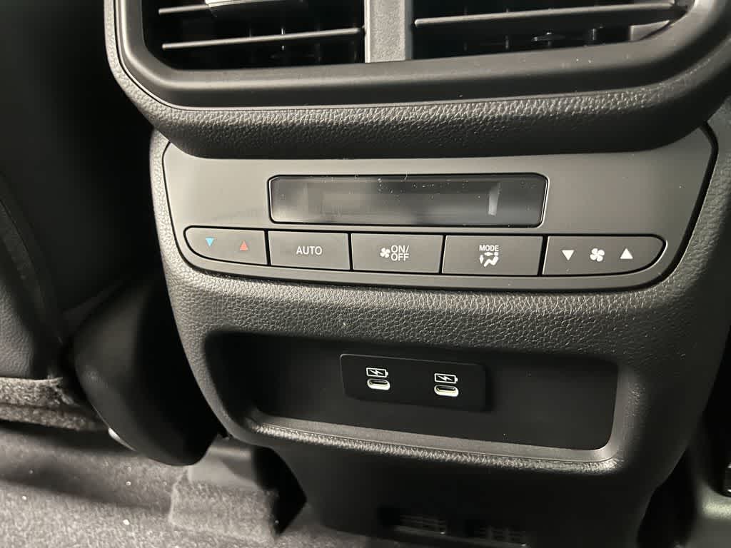 Thumbnail: 2026 Honda Pilot - 25